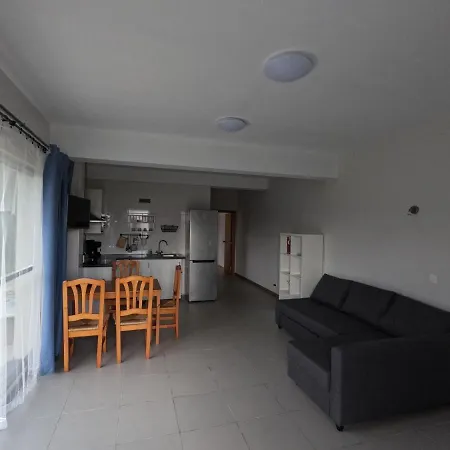 Apartamentos Praia Do Almoxarife Horta  Exterior photo