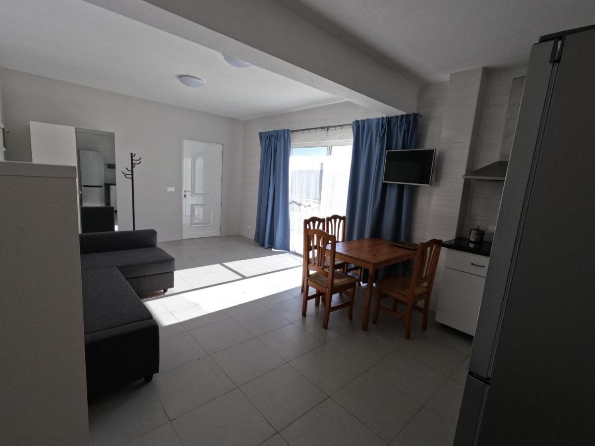 Do Almoxarife Apartment *